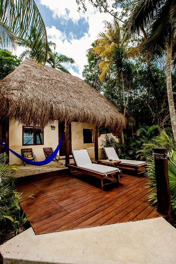 Hotel Rancho Encantado Bacalar 4*,  Mexico