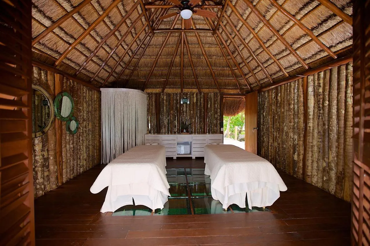 Hotel Rancho Encantado Bacalar 4*,  Mexico